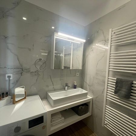 Leonidas House خانيا المظهر الخارجي الصورة
