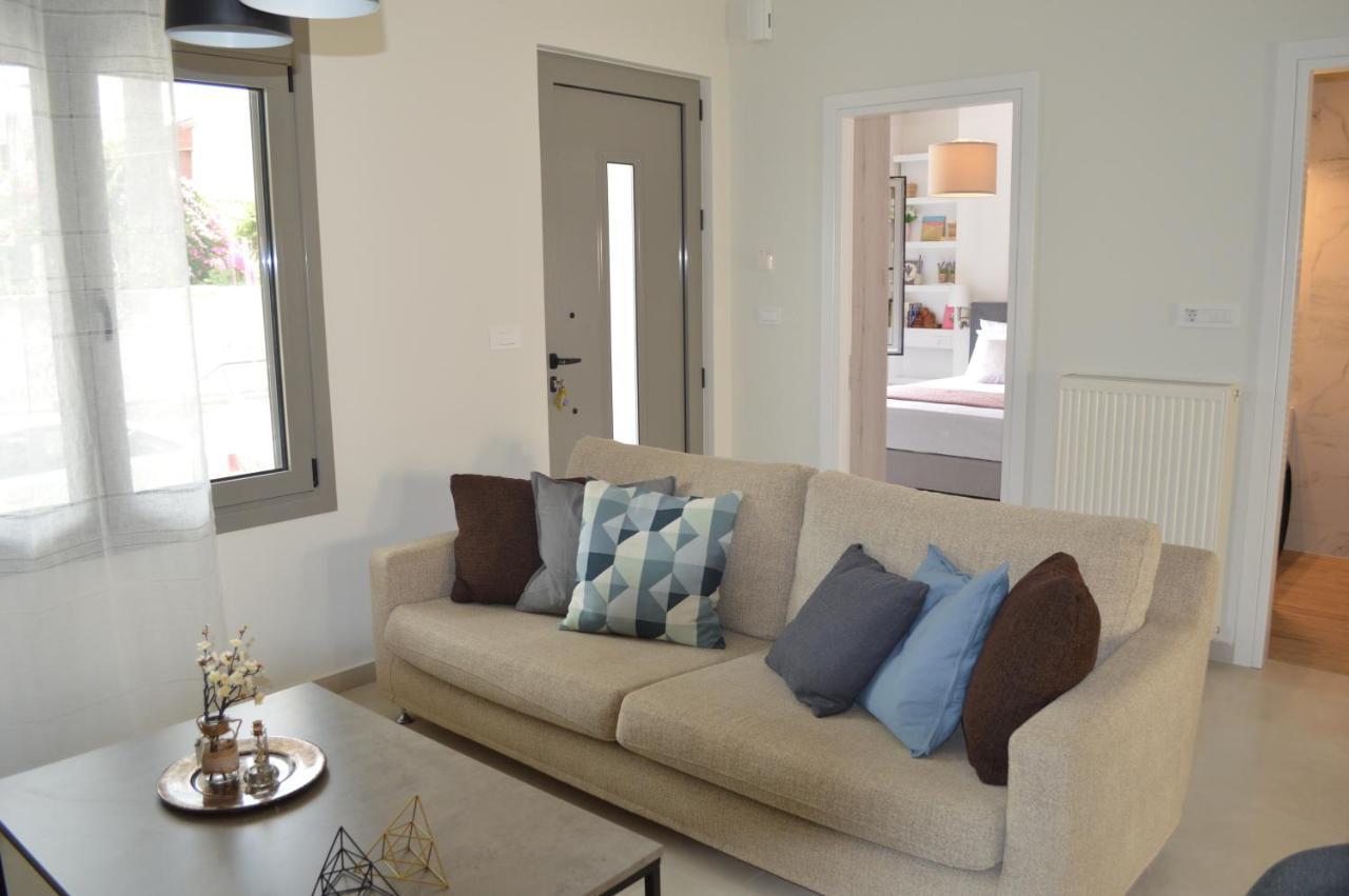 Leonidas House خانيا المظهر الخارجي الصورة