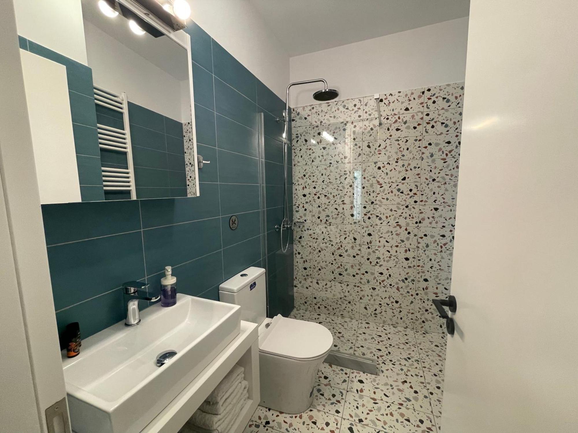 Leonidas House خانيا المظهر الخارجي الصورة