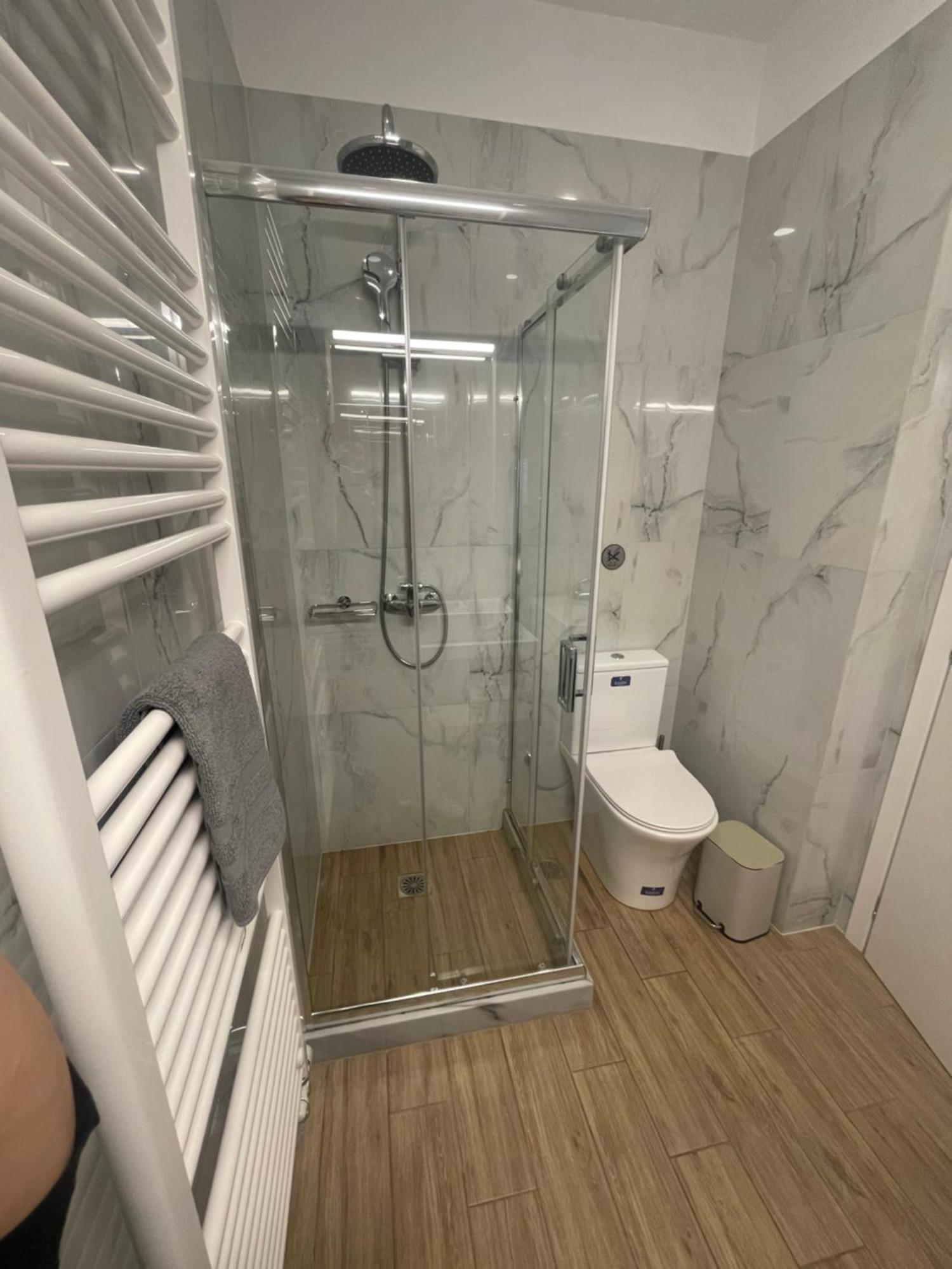 Leonidas House خانيا المظهر الخارجي الصورة