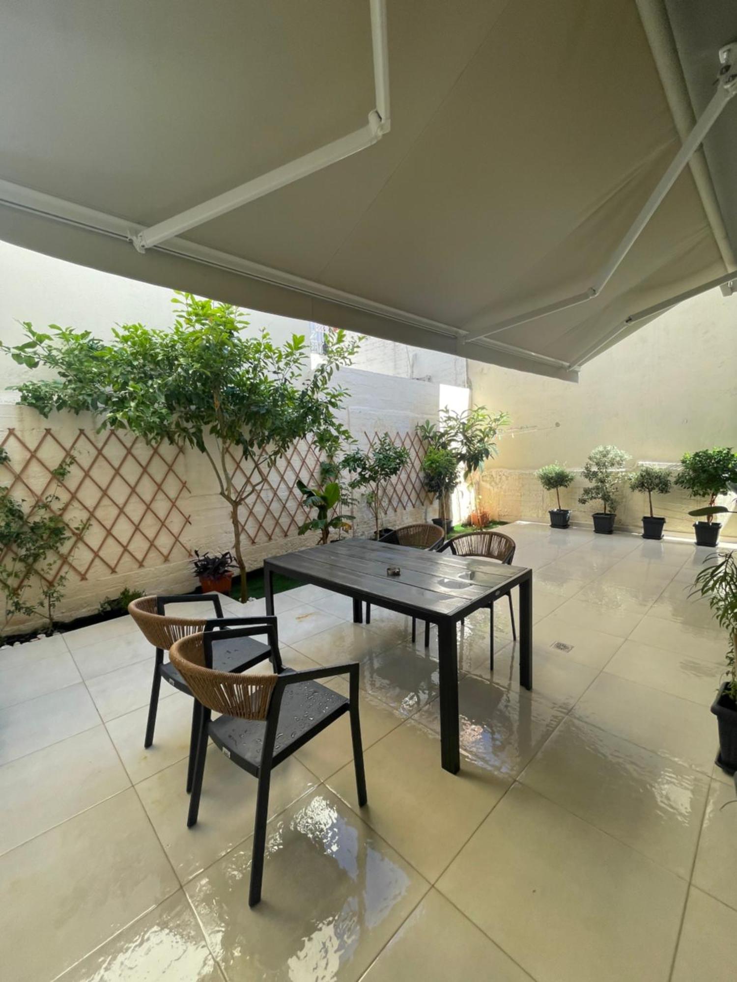 Leonidas House خانيا المظهر الخارجي الصورة